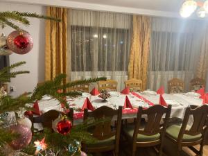 Fotografie z fotogalerie ubytování Casa Cris v destinaci Durău + 9 fotografií