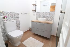 Kúpeľňa v ubytovaní Montserrat 22 - Magnifico piso a 200 M de la playa