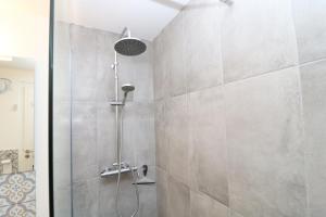 Kúpeľňa v ubytovaní Montserrat 22 - Magnifico piso a 200 M de la playa