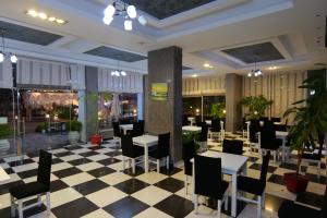 Restaurace v ubytování Hotel Dior