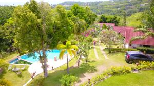 an aerial view of a yard with a swimming pool at Lemongarden in Ko Lanta