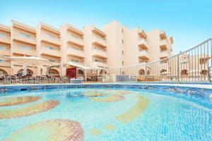 Swimmingpoolen hos eller tæt på Rosamar Ibiza Hotel