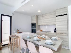Η κουζίνα ή μικρή κουζίνα στο Ribera Nature Villa - 7209
