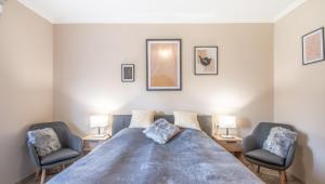 Posteľ alebo postele v izbe v ubytovaní 101 Apartman Agárd,Török Bálint utca 101