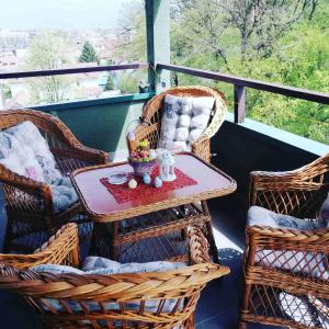 Un balcón o terraza en Apartman Jasmin 20 fotos más