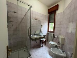 Ένα μπάνιο στο Hotel Adriatico