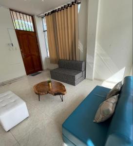 Χώρος καθιστικού στο Casa completa piscina 3 Habitaciones en Chanchamayo +8 φωτογραφίες