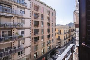widok z okna budynku w obiekcie Fourooms - Bari Sparano w mieście Bari