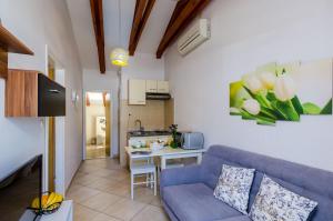 Kuchyňa alebo kuchynka v ubytovaní Orka Apartments