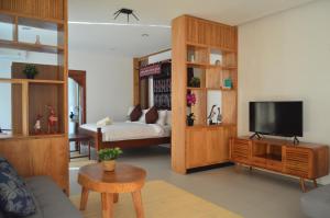 TV a/nebo společenská místnost v ubytování Serenity Private Villa Mas Ubud
