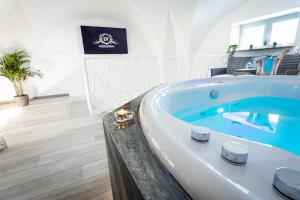 Fotografia z galérie ubytovania Casa vacanza salento luxury virginia v destinácii Racale + 27 fotografií