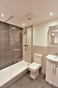 Gallery image of Exec 2Bed 2Bath Serviced Apartment Balcony Parking in Milton Keynes