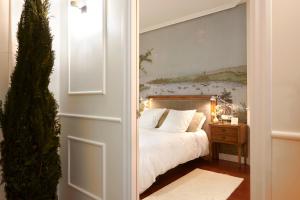 サン・セバスティアンにあるDeluxe Apt-Views to historic Maria Cristina Hotelのギャラリーの写真