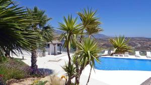Der Swimmingpool an oder in der Nähe von Casa Dollita - Semi Penthouse - 90 square meters terrace -breathtaking seaview