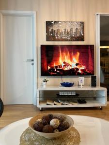 TV a/nebo společenská místnost v ubytování Calla apartment Zagreb - NOVI APARTMAN, GARAŽA, VIDEO NADZOR