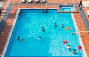 Bazén v ubytování Boudl Gardenia Resort nebo v jeho okolí