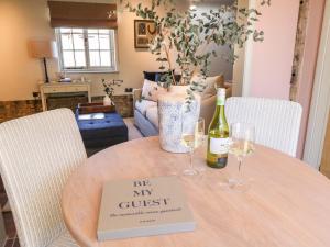 Nápoje v ubytování The Forge + 12 fotografií