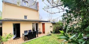 Afbeelding uit fotogalerij van Maison de charme avec vue mer in Trouville-sur-Mer