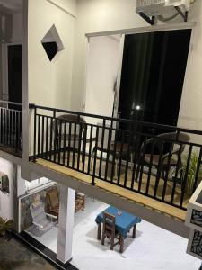 法恩维尔斯旅馆的阳台或露台