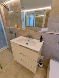 Łazienka w obiekcie Mijas Beach Penthouse