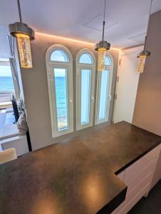 Zdjęcie z galerii obiektu Mijas Beach Penthouse w mieście Sitio de Calahonda