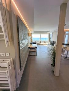 Zdjęcie z galerii obiektu Mijas Beach Penthouse w mieście Sitio de Calahonda