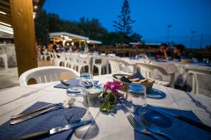 En restaurant eller et spisested på Villaggio La Siesta