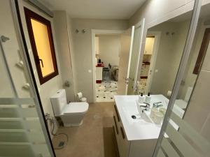 Kúpeľňa v ubytovaní Super Holiday Lubina Sol Mijas Beachfront
