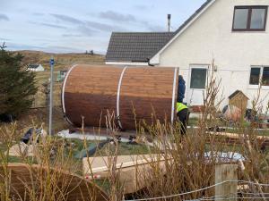 Byggingin sem gistihúsið er í