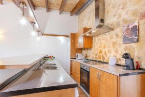 Galeriebild der Unterkunft Marilen - Finca with Large Garden & Pool in Alcúdia