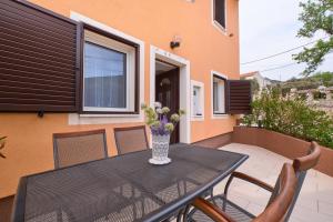 Balkón nebo terasa v ubytování Apartmani Tanja