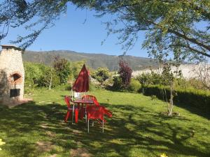 صورة لـ Joli Chalet dans une ferme Pour familles exclusivement près ifrane في أزرو