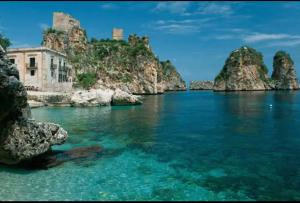 Naturlandskabet i nærheden af villaen