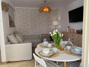 Posedenie v ubytovaní Apartament Przy Plaży BOHO Świnoujście