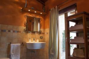 Ванная комната в Holiday home Ca' del Cinema +31 фотография