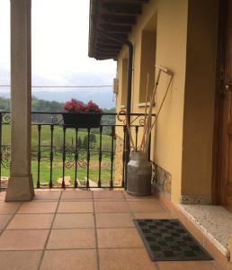 Balkón nebo terasa v ubytování LA CASA DE LOS GÜELOS
