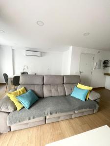 Część wypoczynkowa w obiekcie Apartamento El Palo Beach