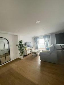 Część wypoczynkowa w obiekcie Apartamento El Palo Beach