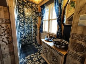 Ванна кімната в Bajkowy domek