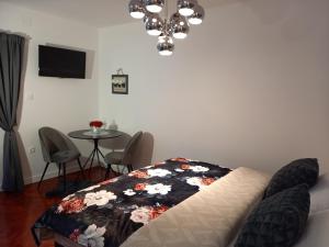 Posteľ alebo postele v izbe v ubytovaní Apartments Benic