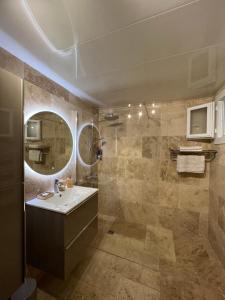 Gallery image of mourillon in Toulon