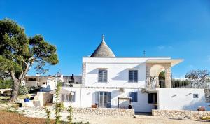 The building in which the holiday home is located