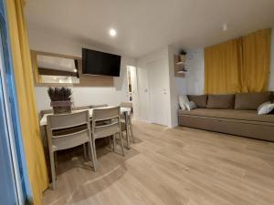 Gallery image of MiraMa MobileHome in Selce