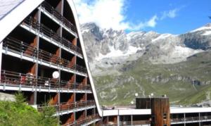 En generel udsigt til bjerge eller udsigt til bjerge taget fra lejligheden