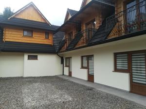 Budova, v ktorej sa apartmán nachádza