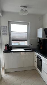 Zdjęcie z galerii obiektu Maj Premium Apartment 4 Sterne - neu renoviert w Poreču +33 zdjęcia
