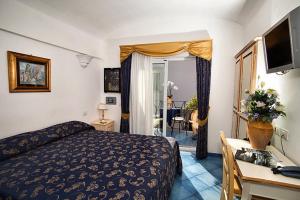 Gallery image of Hotel Bussola in Anacapri