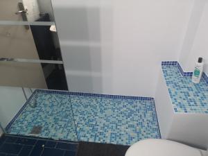 Kúpeľňa v ubytovaní Apartamento duplex vacacional