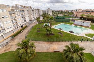 Basen w obiekcie Allo Apartments Europa I Parking Piscina Padel 3 Habitaciones lub w pobliżu