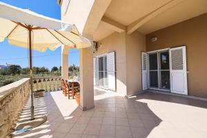 Uma varanda ou terraço em Apartments Marta